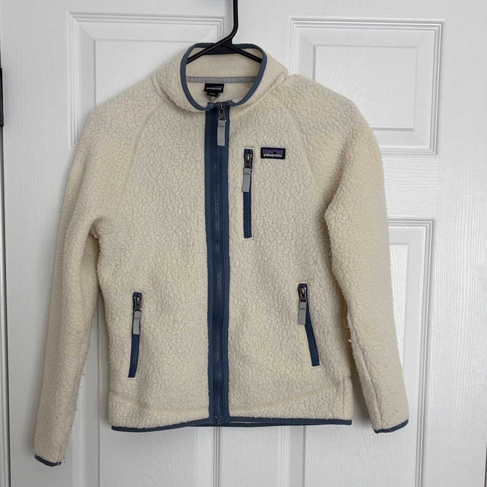Patagonia Off-White Fleece Jacket with Navy Accents size L